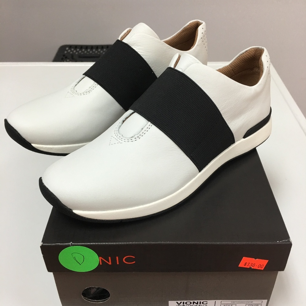 Vionic-Codie- White/Black